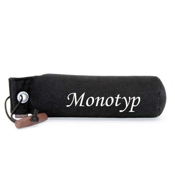 Mystique Dummy Einzel 250g Name schwarz Monotype weiß