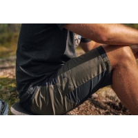 Pinewood 5316 Finnveden Trail Hybrid Shorts Black/Mossgreen (462)